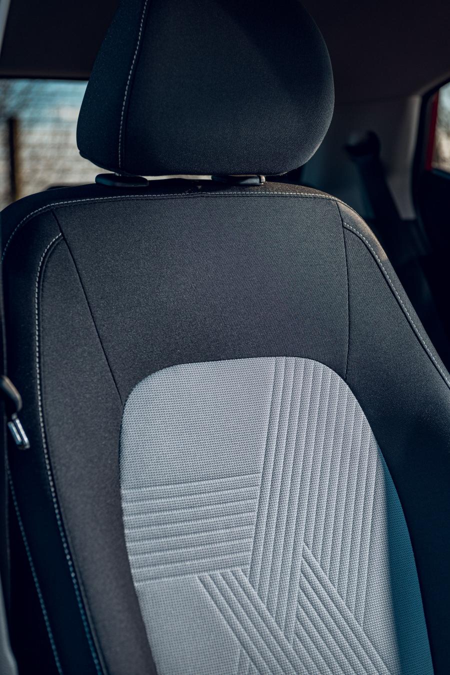 Детали интерьера Hyundai i10 2019 года  (UK) (фото 53 из 55)